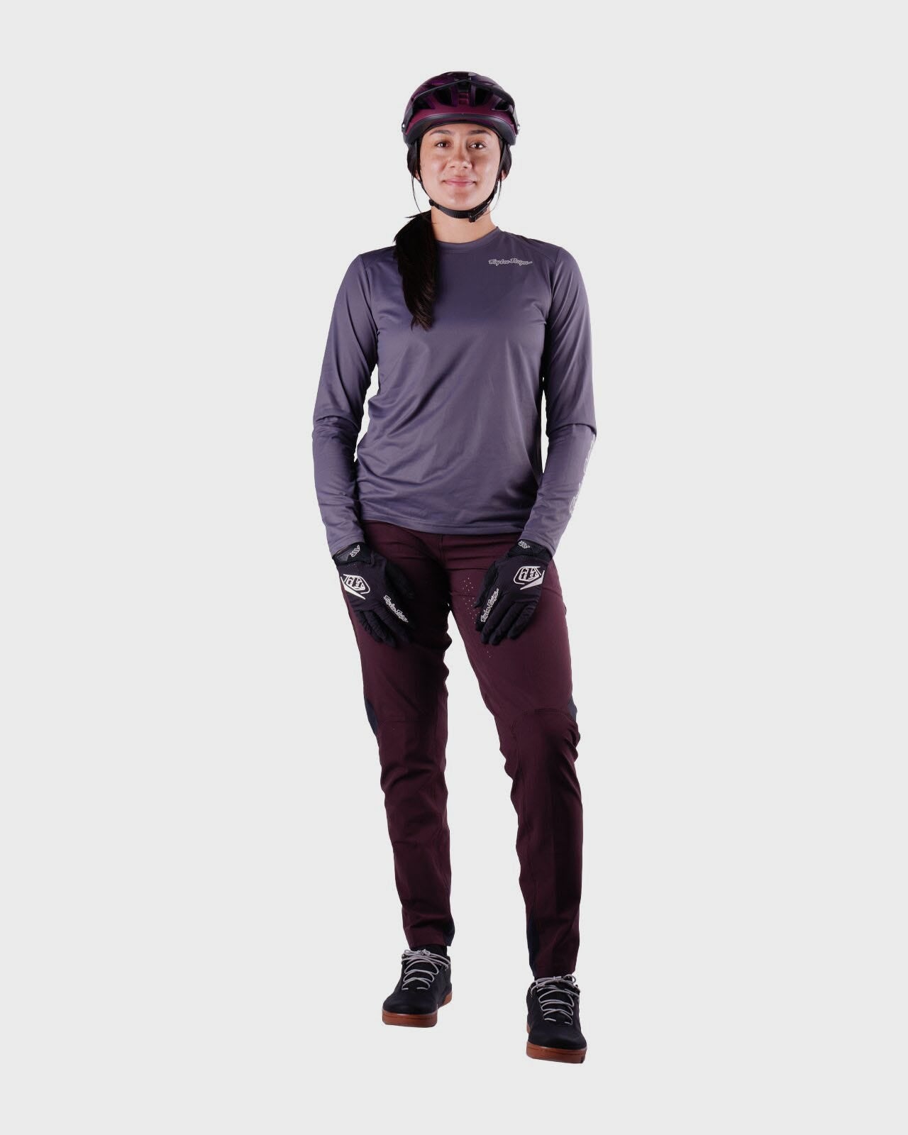 Troy Lee Designs Lilium Pro Long Sleeves Ladies Cycle Jersey Mono Carbon - FREE UK Shipping, FREE 365 Day Returns | Moto Central