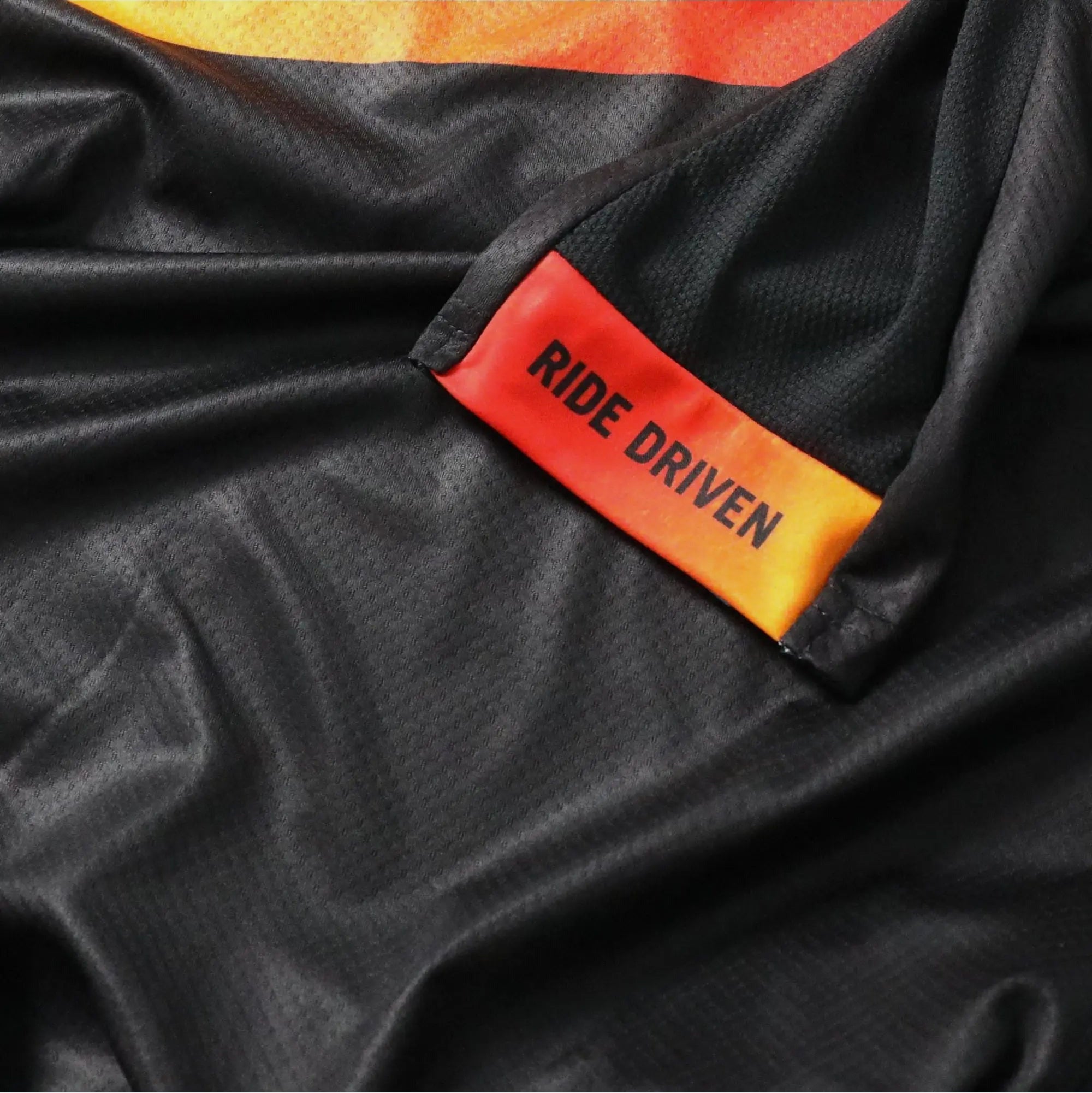 Yeti Enduro Cycle Jersey Black / Inferno - FREE UK Shipping, FREE 365 Day Returns | Moto Central