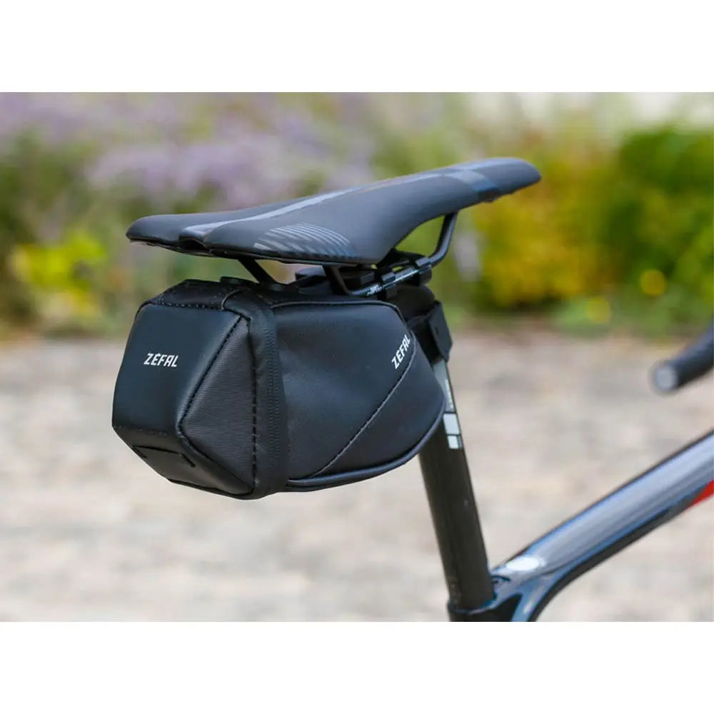 Zefal Iron Pack 2 T-Fit Backpack Black - M - FREE UK Shipping, FREE 365 Day Returns | Moto Central