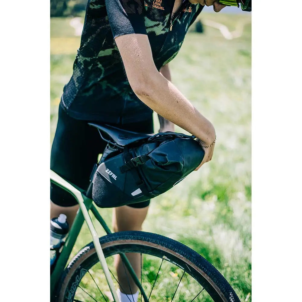 Zefal Z Adventure R5 Bag Black - 5 L - FREE UK Shipping, FREE 365 Day Returns | Moto Central