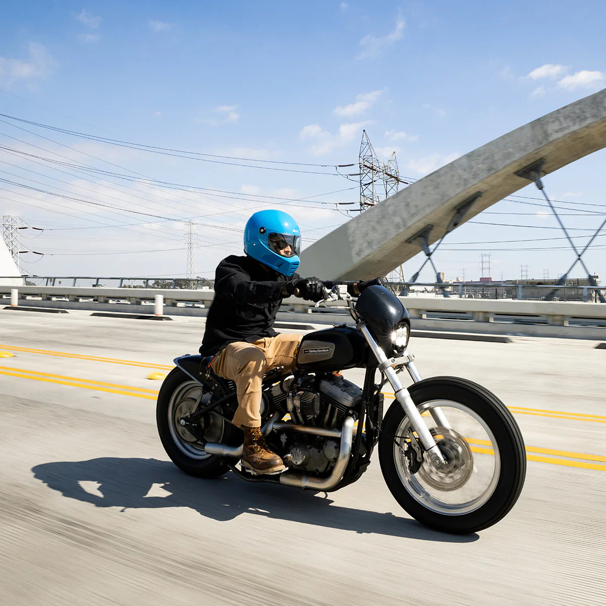 Biltwell Lane Splitter Helmet Review: Retro Attitude Meets Modern Full-Face Protection - FREE UK Shipping, FREE 365 Day Returns | Moto Central