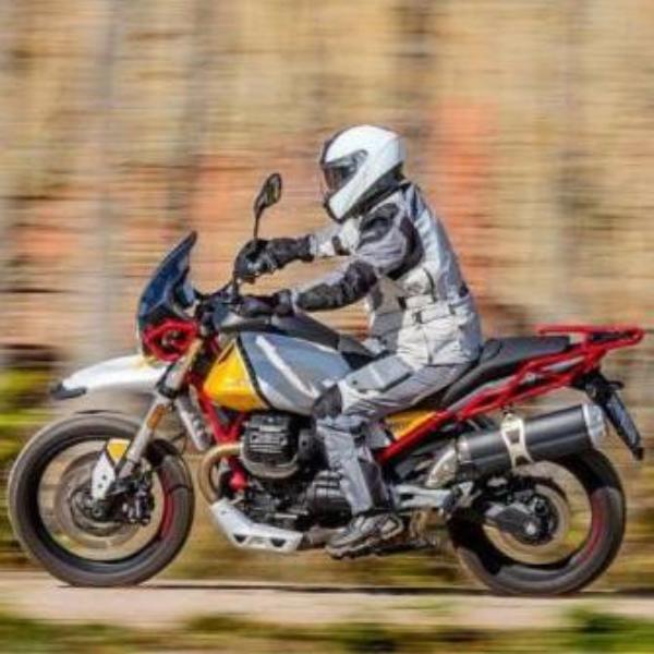 2021-Moto-Guzzi-V85-TT-Adventure-and-Touring-Models - FREE UK Shipping, FREE 365 Day Returns | Moto Central
