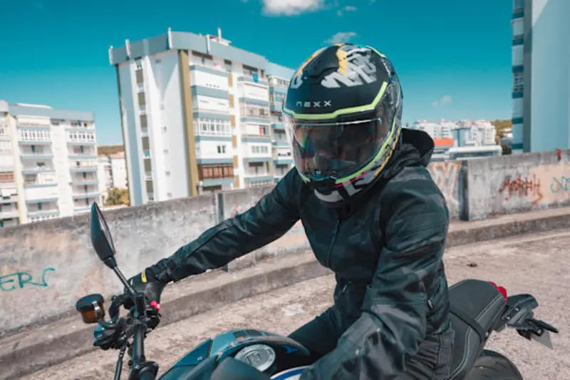 Nexx Y.100R Helmet Review - Lightweight Street Performance with Premium Everyday Features - FREE UK Shipping, FREE 365 Day Returns | Moto Central