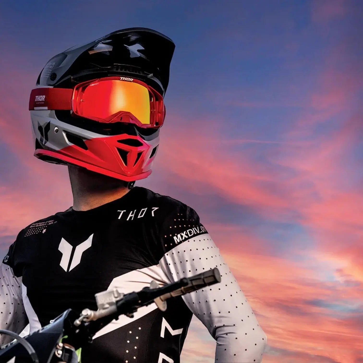 Gear-Up-with-the-THOR-MX-Reflex-Sport-Helmet-Now-Available-at-Moto-Central - FREE UK Shipping, FREE 365 Day Returns | Moto Central