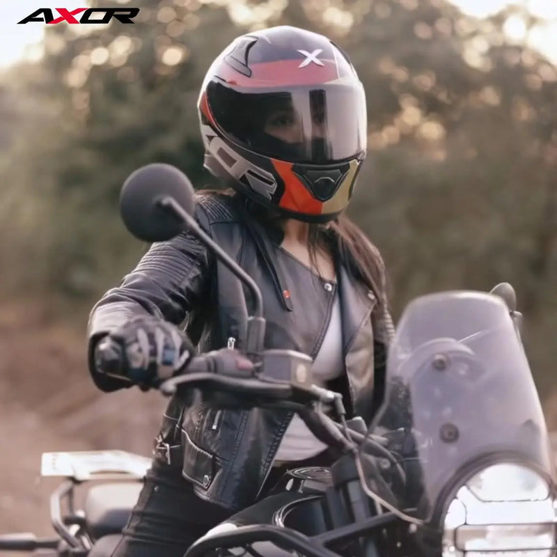 Axor Apex Helmet - Sporty Design with Everyday Riding Performance - FREE UK Shipping, FREE 365 Day Returns | Moto Central