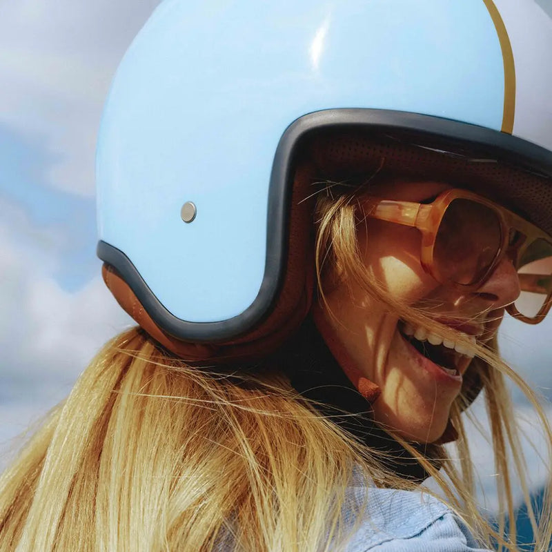 Bell TX501 Helmet - Urban Innovation with a Modern Edge - FREE UK Shipping, FREE 365 Day Returns | Moto Central