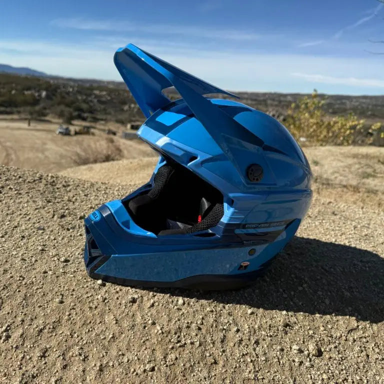 Bell Moto-10 MIPS Helmet - Pro-Level Motocross Performance with Advanced Protection - FREE UK Shipping, FREE 365 Day Returns | Moto Central