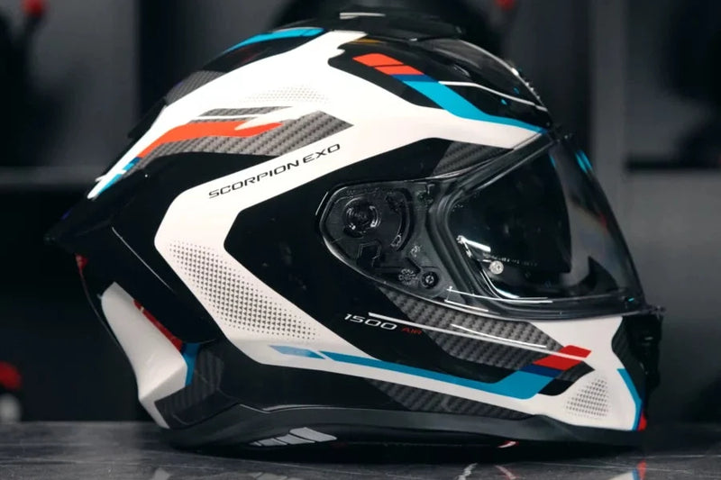 Scorpion EXO-1500 Air Helmet Review: Premium Sport Touring Comfort with Adaptive AirFit Technology - FREE UK Shipping, FREE 365 Day Returns | Moto Central