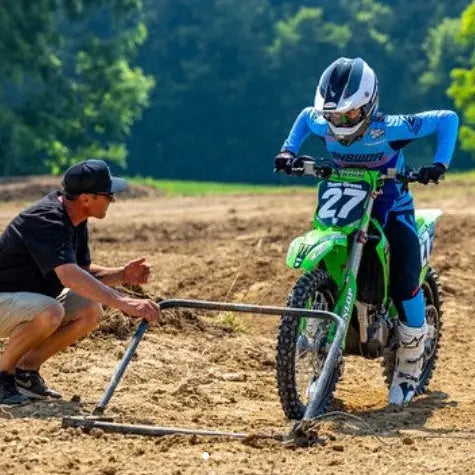 Bell MX-10 MIPS Helmet - Entry-Level Motocross Performance with Trusted Protection - FREE UK Shipping, FREE 365 Day Returns | Moto Central