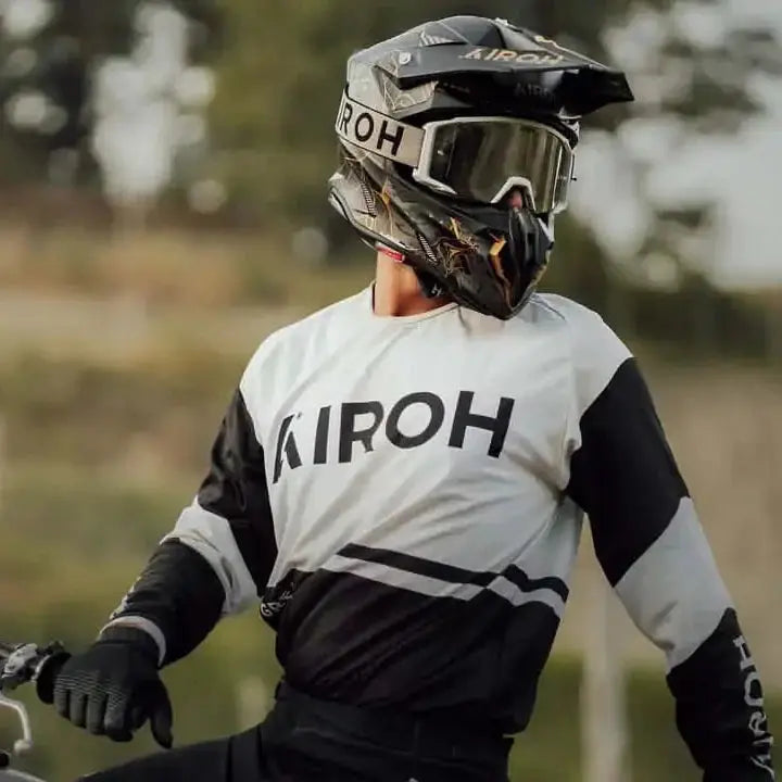 Airoh Twist 3 Helmet - Entry-Level Off-Road Performance with Lightweight Comfort - FREE UK Shipping, FREE 365 Day Returns | Moto Central