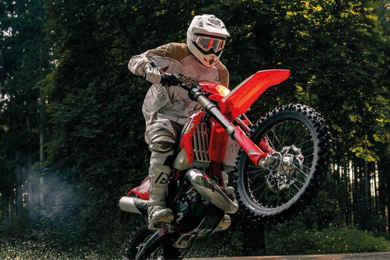 Arai MX-V Evo motocross helmet in off-road action