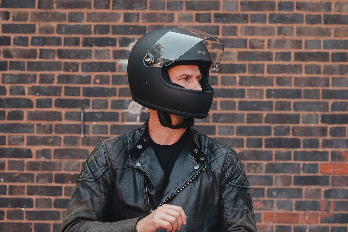 Biltwell Gringo S Helmet Review: 1970s Style with Modern ECE 22.06 Protection - FREE UK Shipping, FREE 365 Day Returns | Moto Central