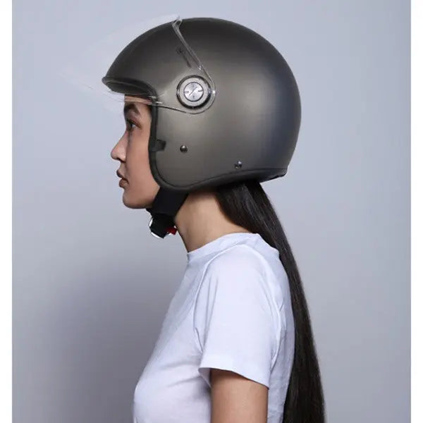 DMD P1 Helmet - Retro Racing Style With Modern Full-Face Protection - FREE UK Shipping, FREE 365 Day Returns | Moto Central