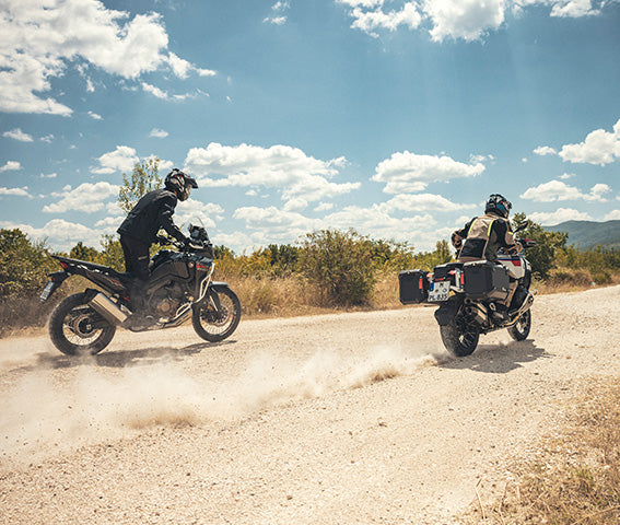Schuberth E2 Helmet: Adventure Versatility Meets Modular Comfort - FREE UK Shipping, FREE 365 Day Returns | Moto Central