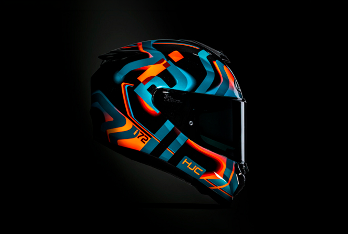 HJC i72: A Compact Full-Face Helmet Built for Real Roads - FREE UK Shipping, FREE 365 Day Returns | Moto Central