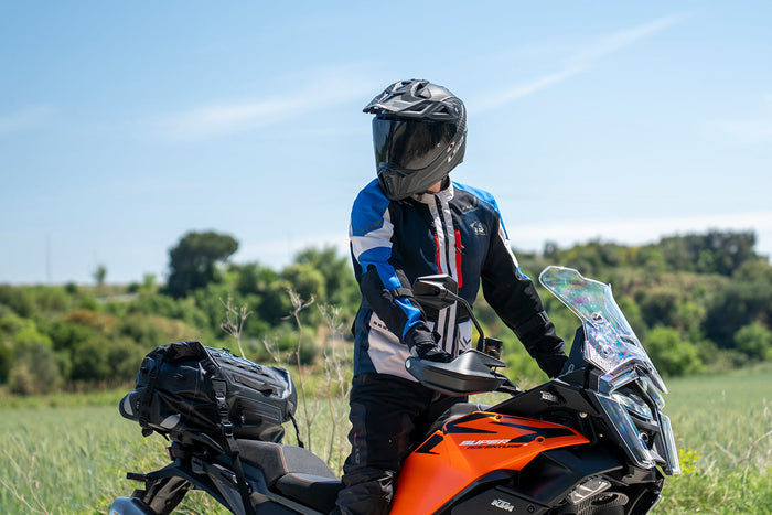 LS2 MX707 Explorer Evo: A New Carbon Adventure Helmet