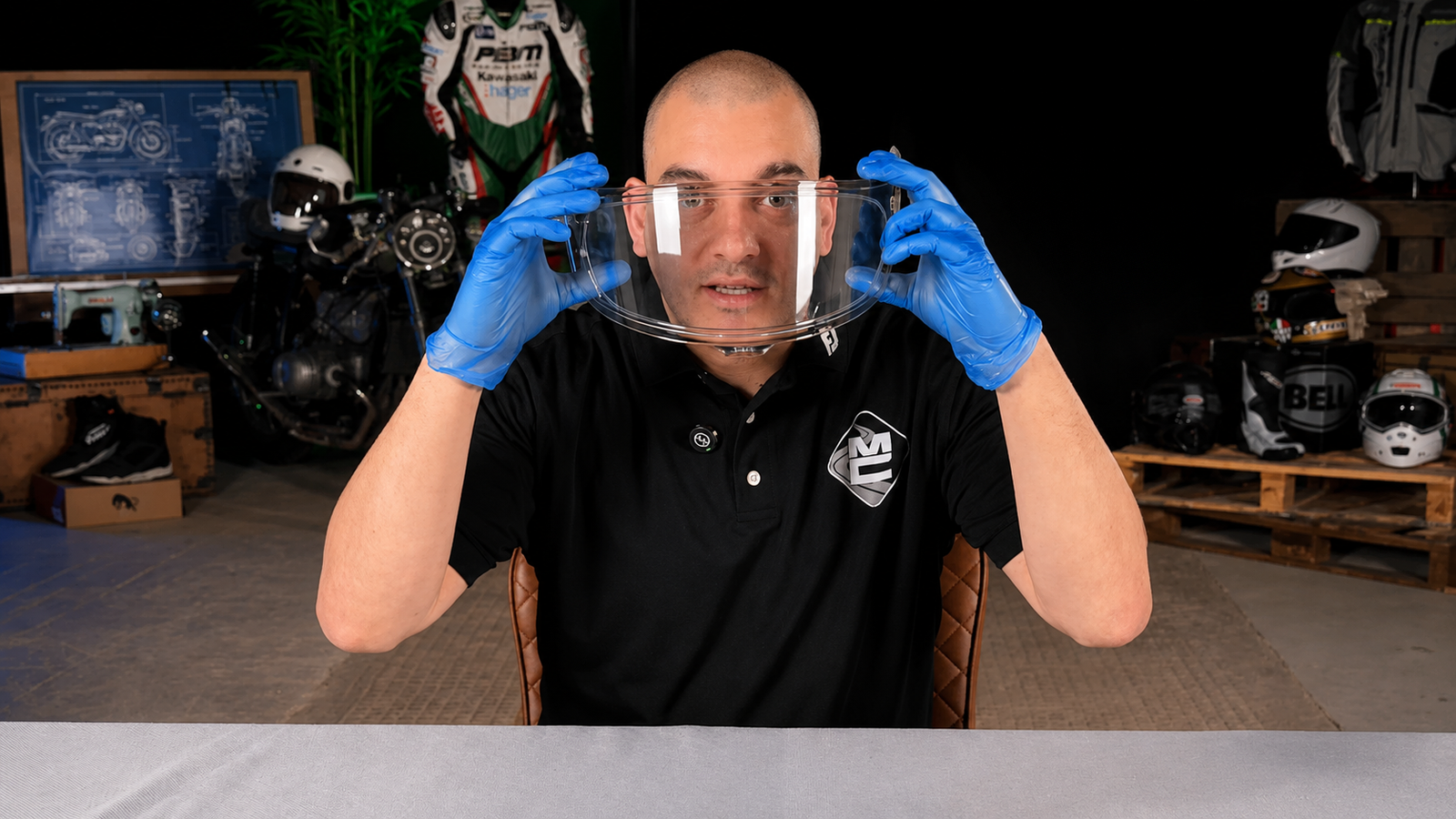 What Is A Pinlock? Motorcycle Helmet Anti-Fog Inserts Explained - FREE UK Shipping, FREE 365 Day Returns | Moto Central