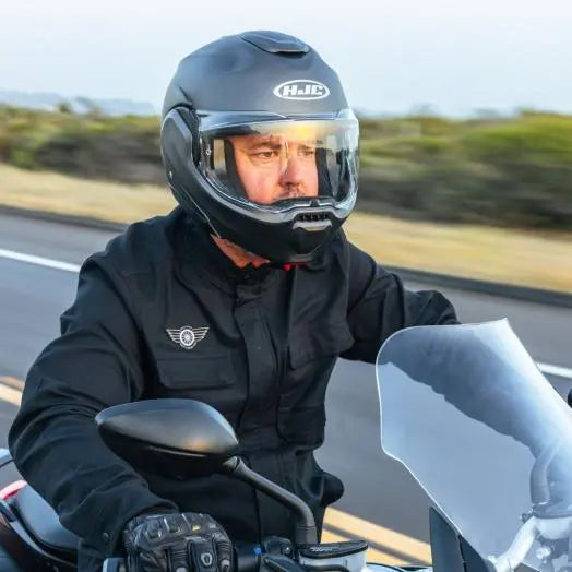 HJC F100 Helmet - Practical Modular Comfort For Everyday Touring - FREE UK Shipping, FREE 365 Day Returns | Moto Central