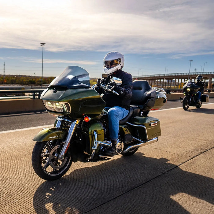 Sena Specter Smart Helmet - Touring Innovation with Modular Freedom - FREE UK Shipping, FREE 365 Day Returns | Moto Central