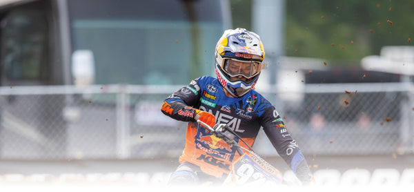 Arai MX-V Helmet Review: Premium Off-Road Protection for Motocross and Enduro Riders - FREE UK Shipping, FREE 365 Day Returns | Moto Central