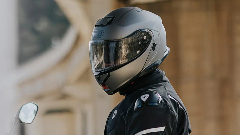 Shoei Neotec 3 Review - Is It Still The Flip Front Helmet To Beat? - FREE UK Shipping, FREE 365 Day Returns | Moto Central