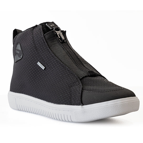 Richa Cosmic Gore-Tex Shoes Black / Black, front three-quarter view