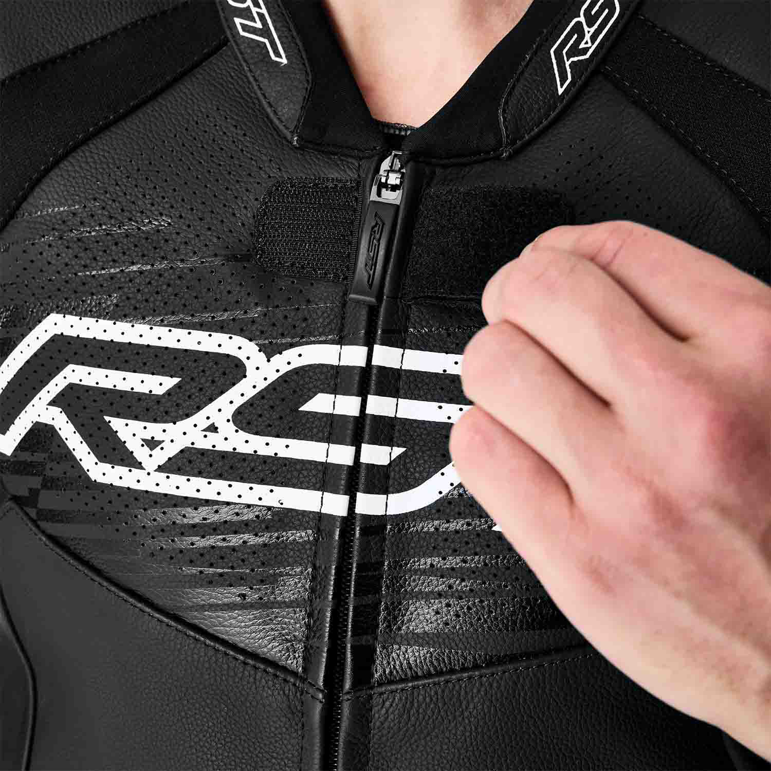RST Tractech Evo D3O Leather Jacket Black / White - FREE UK Shipping, FREE 365 Day Returns | Moto Central