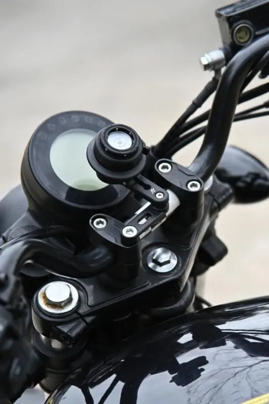 Outplorer QM03 Handlebar Mount Clamp FREE UK Delivery, FREE 365 Day Returns | Moto Central