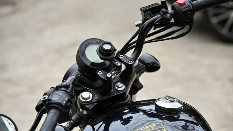 Outplorer QM03 Handlebar Mount Clamp FREE UK Delivery, FREE 365 Day Returns | Moto Central