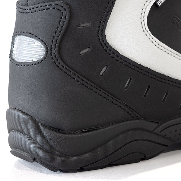 Richa Slick Boots Black / White