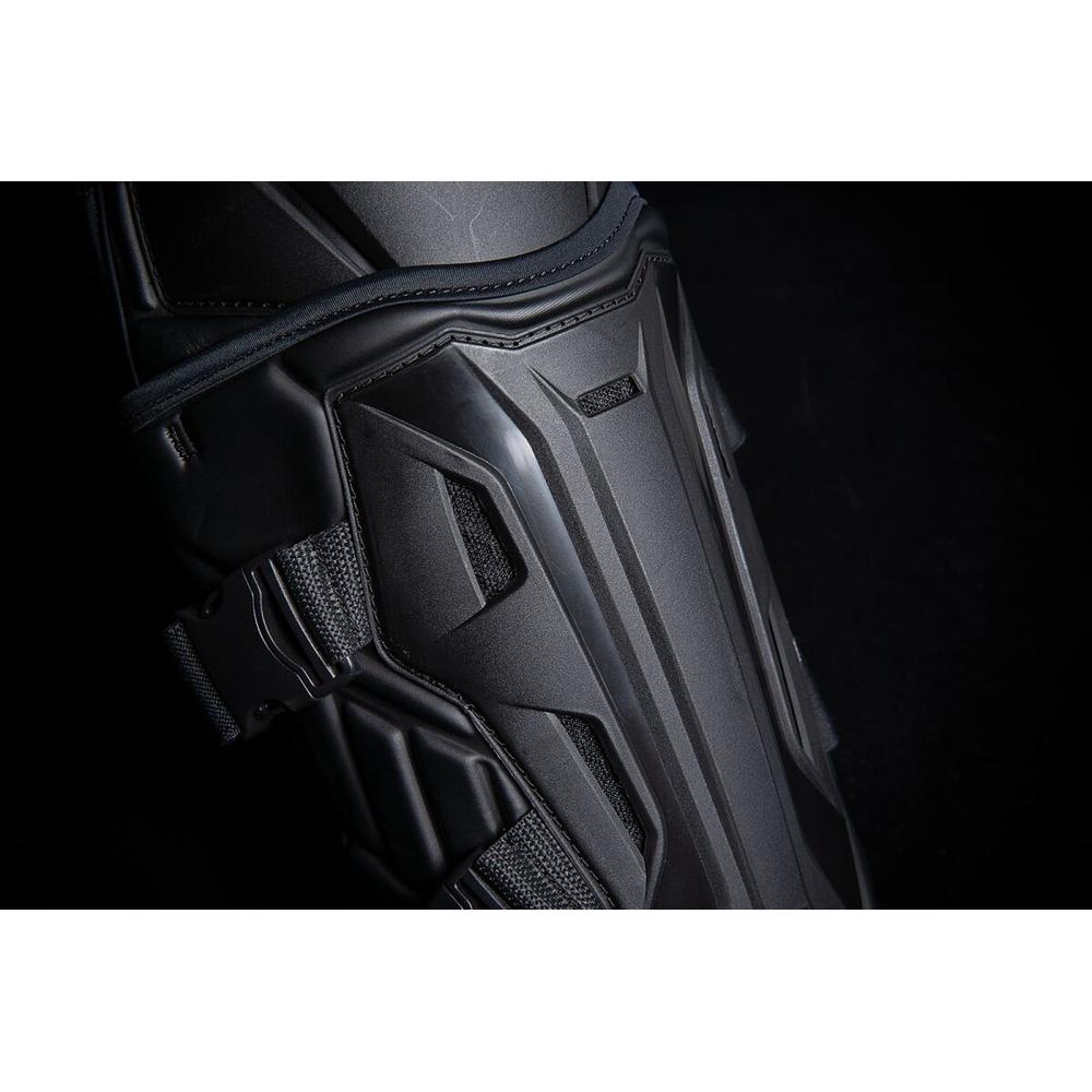 Icon Field Armor 3 Knee Protector Black