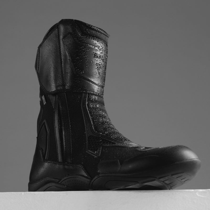 Rebelhorn Range Boots Black FREE UK Delivery, FREE 365 Day Returns | Moto Central