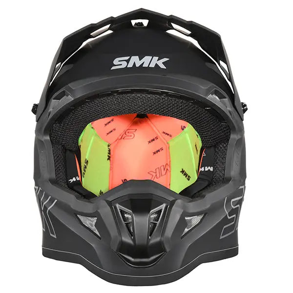 SMK Allterra Unicolour MA260 Matt Black FREE UK Delivery, FREE 365 Day Returns | Moto Central