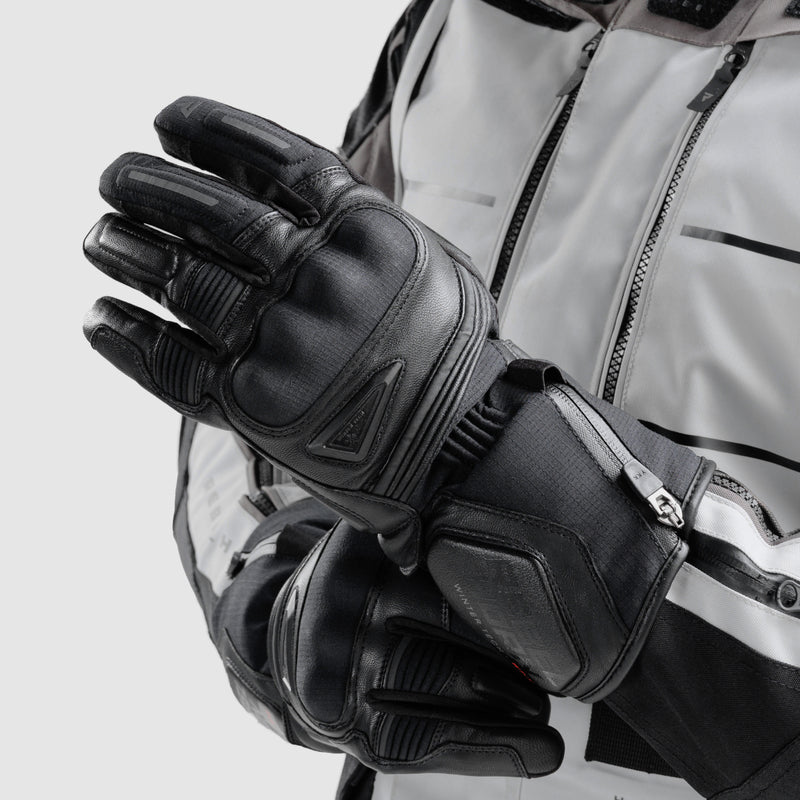 Rebelhorn Summit Gloves Black FREE UK Delivery, FREE 365 Day Returns | Moto Central