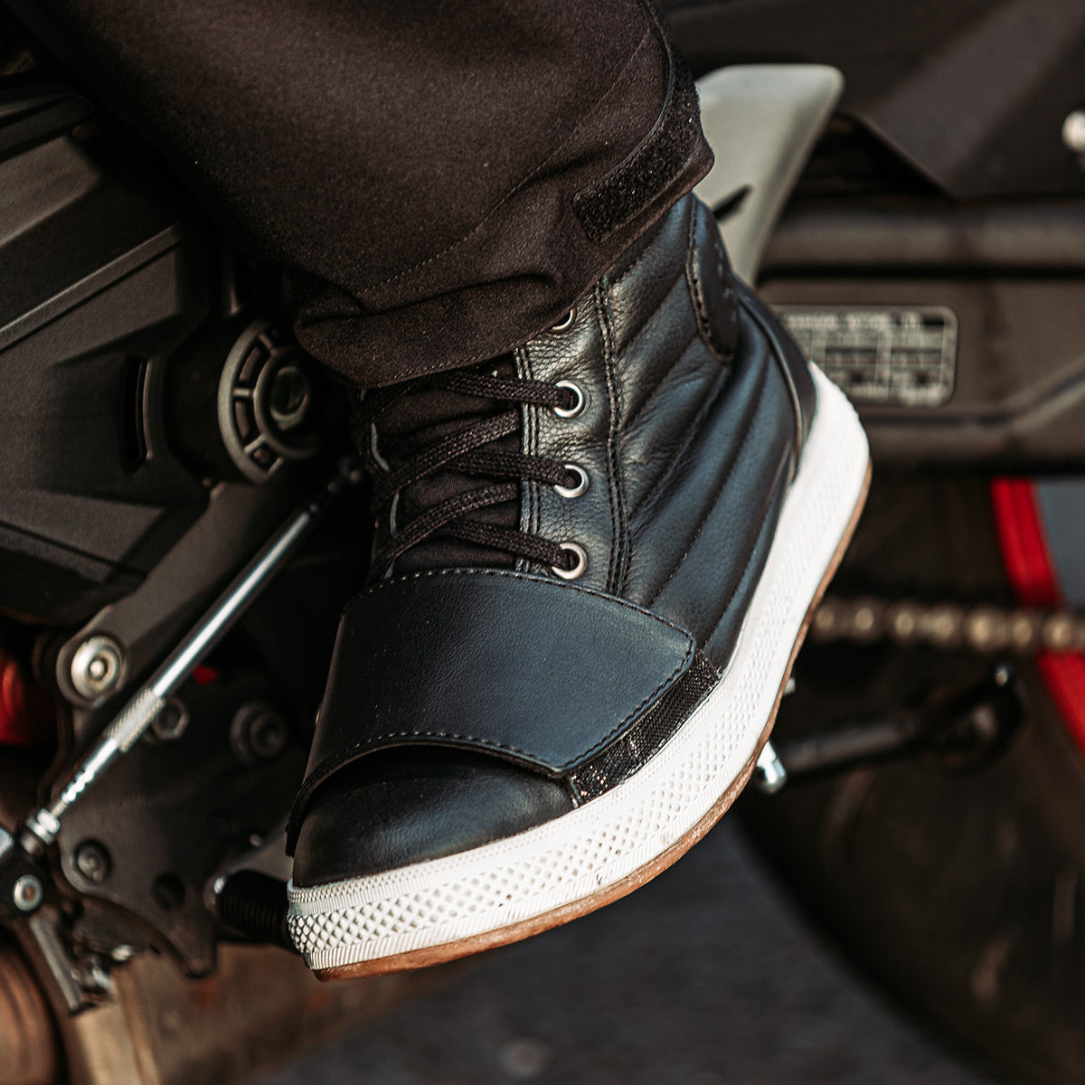 Spada Heat CE High Top Trainer Boots Black FREE UK Delivery, FREE 365 Day Returns | Moto Central