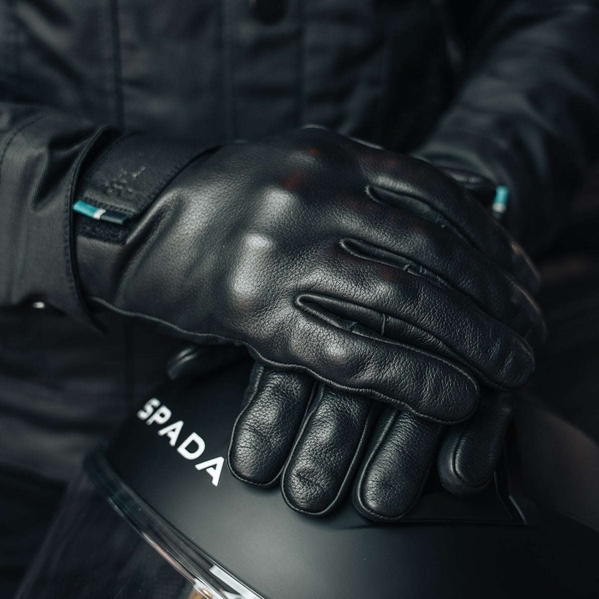 Spada Clutch Winter CE Waterproof Leather Gloves Black FREE UK Delivery, FREE 365 Day Returns | Moto Central