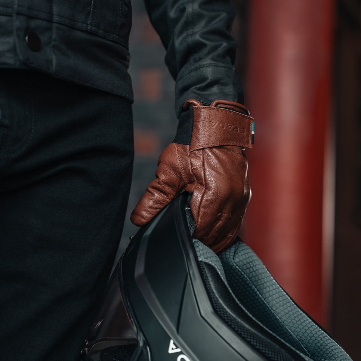 Spada Clutch Winter CE Waterproof Leather Gloves Cognac Brown FREE UK Delivery, FREE 365 Day Returns | Moto Central