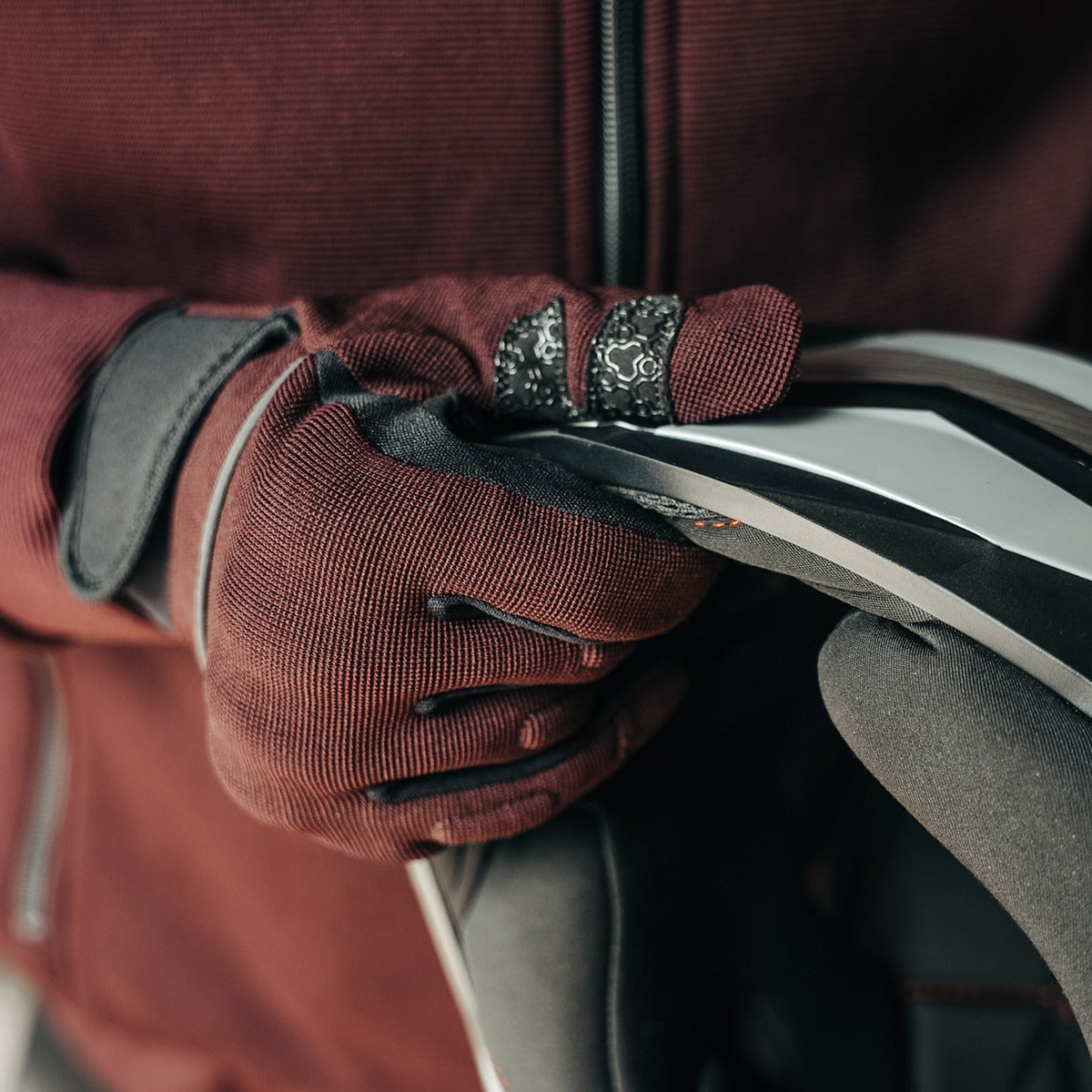 Spada Blade CE Textile Gloves Port Red FREE UK Delivery, FREE 365 Day Returns | Moto Central