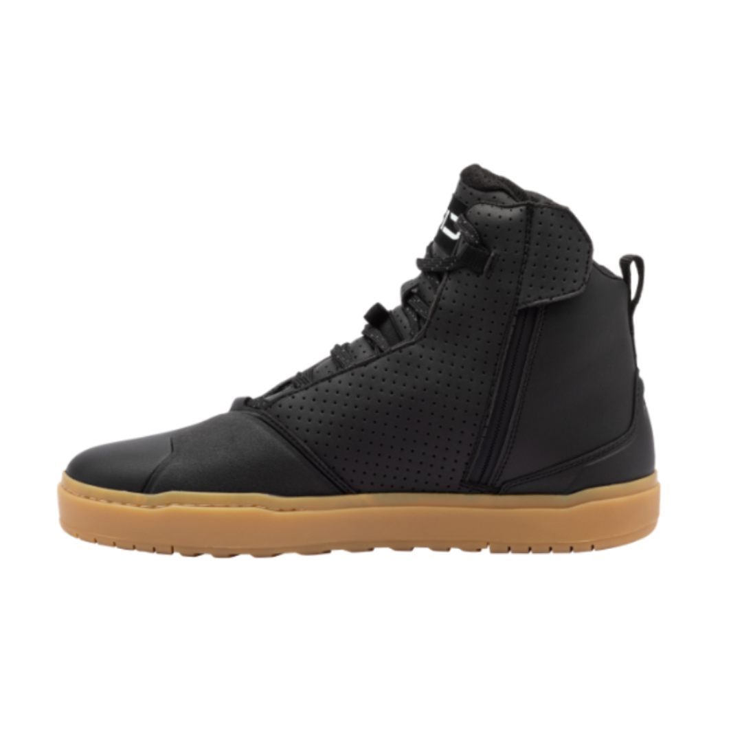 Sidi Stryda Dual CE Short Boots Black FREE UK Delivery, FREE 365 Day Returns | Moto Central