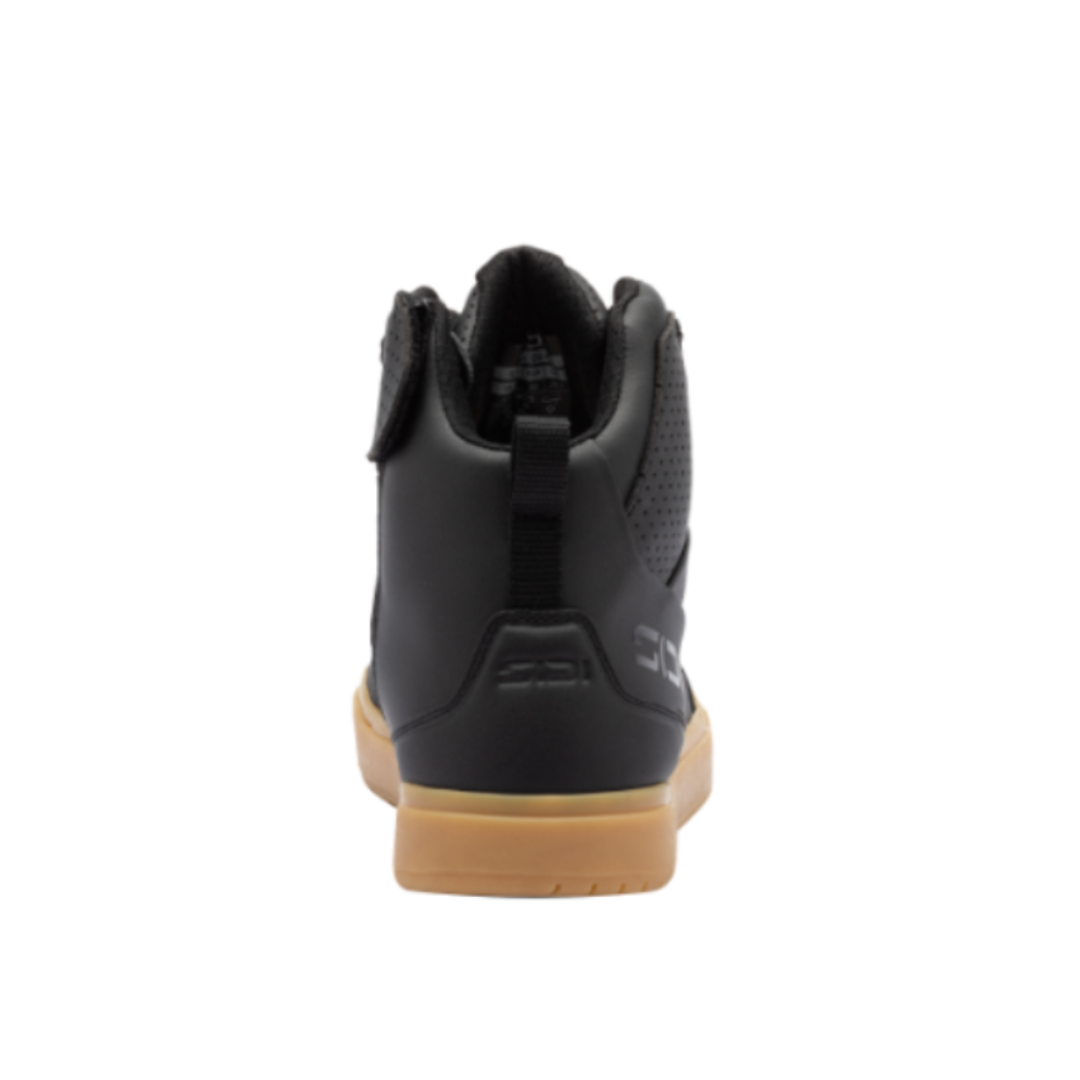 Sidi Stryda Dual CE Short Boots Black FREE UK Delivery, FREE 365 Day Returns | Moto Central
