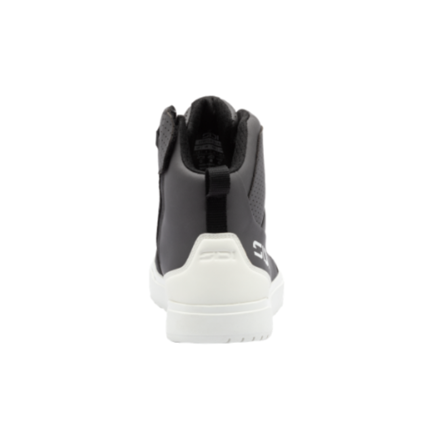 Sidi Stryda Dual CE Short Boots Anthracite FREE UK Delivery, FREE 365 Day Returns | Moto Central