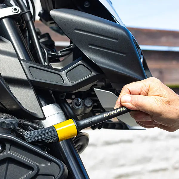 Riderr Detailing Set Yellow Black - Pack Of 5 FREE UK Delivery, FREE 365 Day Returns | Moto Central