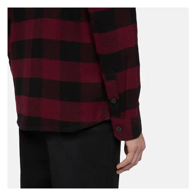 Dickies Sacramento Shirt Zinfandel  - FREE UK Shipping, FREE 365 Day Returns | Moto Central