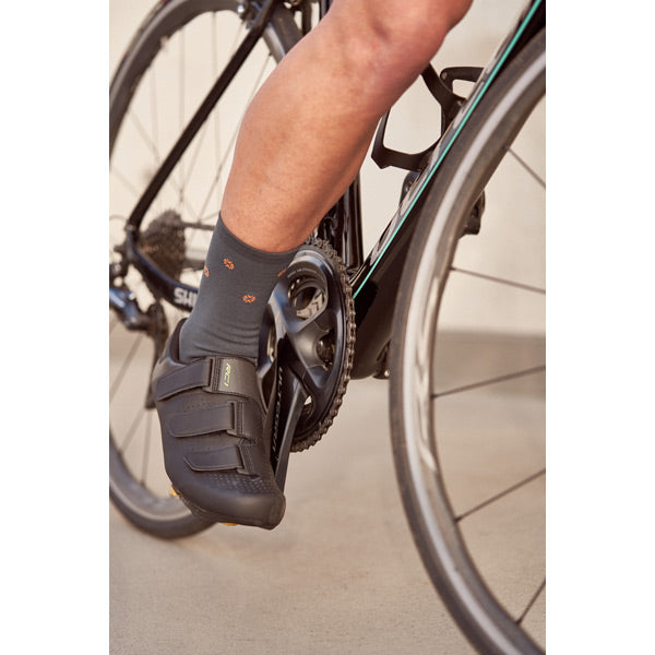 Shimano RC1 (RC100) Cycle Shoes Black - FREE UK Shipping, FREE 365 Day Returns | Moto Central