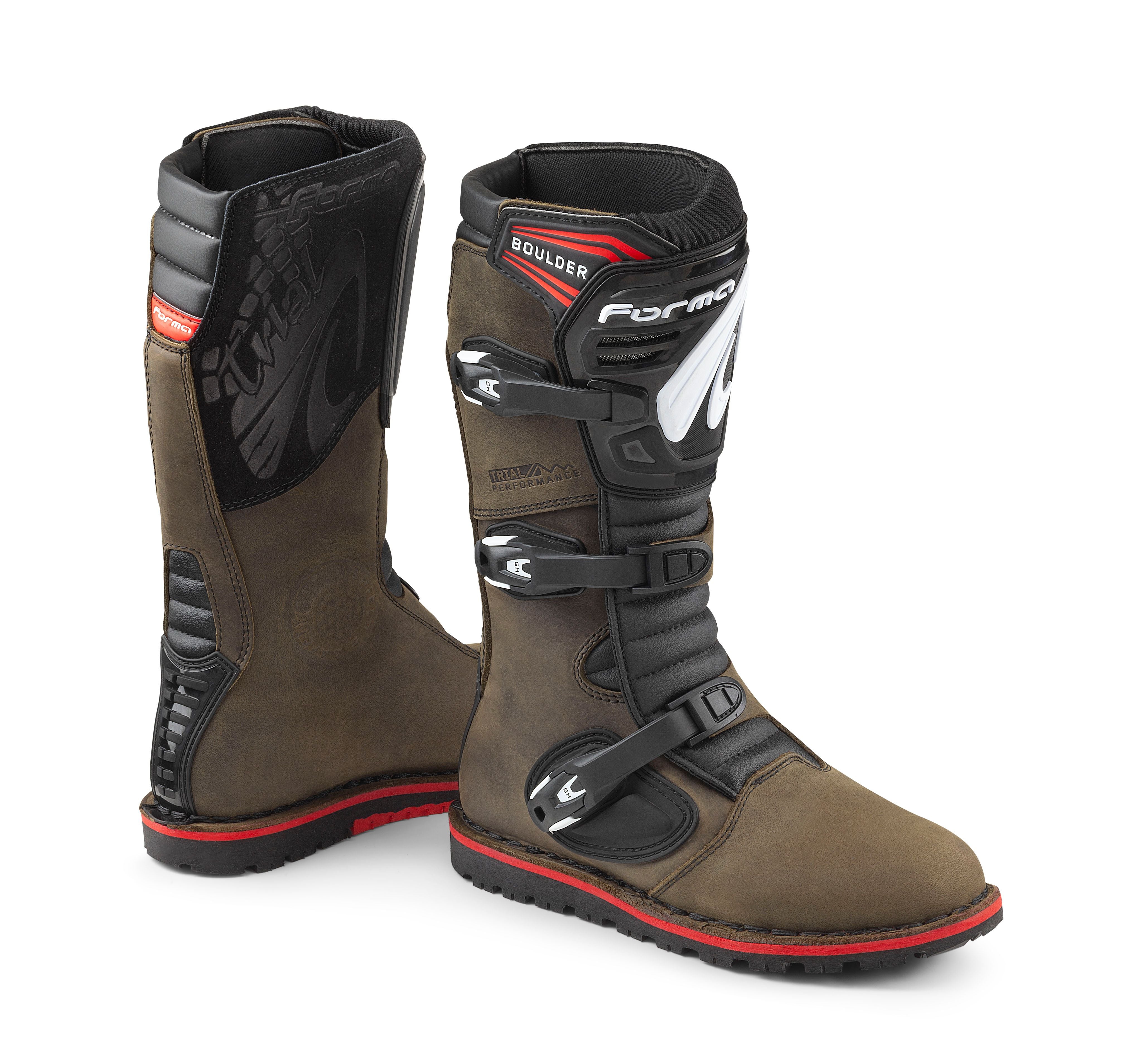 Forma Boulder Off-Road Boots Brown - FREE UK Shipping, FREE 365 Day Returns | Moto Central