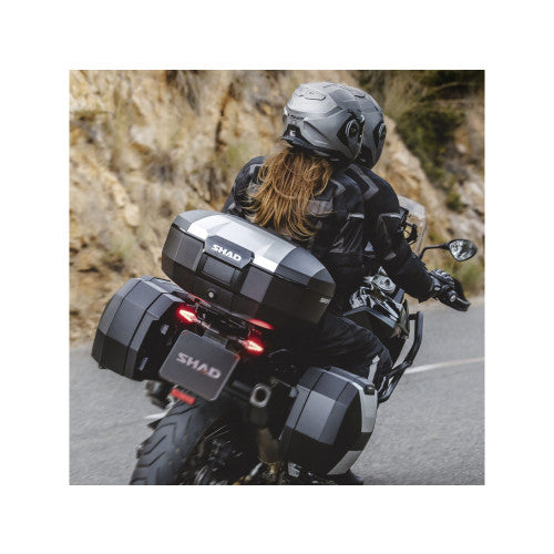 SHAD SH51 Top Box Aluminium - FREE UK Shipping, FREE 365 Day Returns | Moto Central