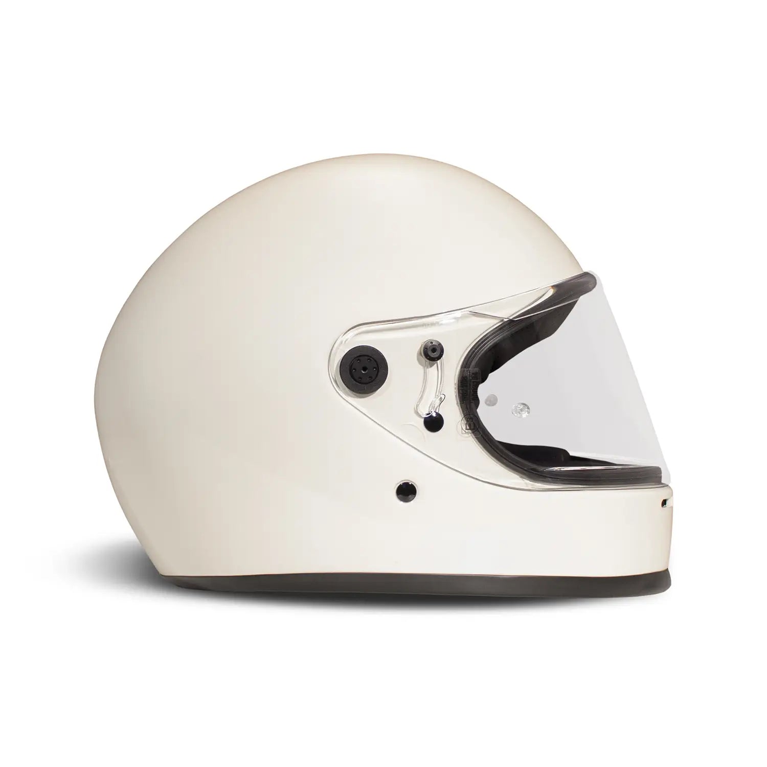 DMD Rivale 22.06 Cream FREE UK Delivery, FREE 365 Day Returns | Moto Central