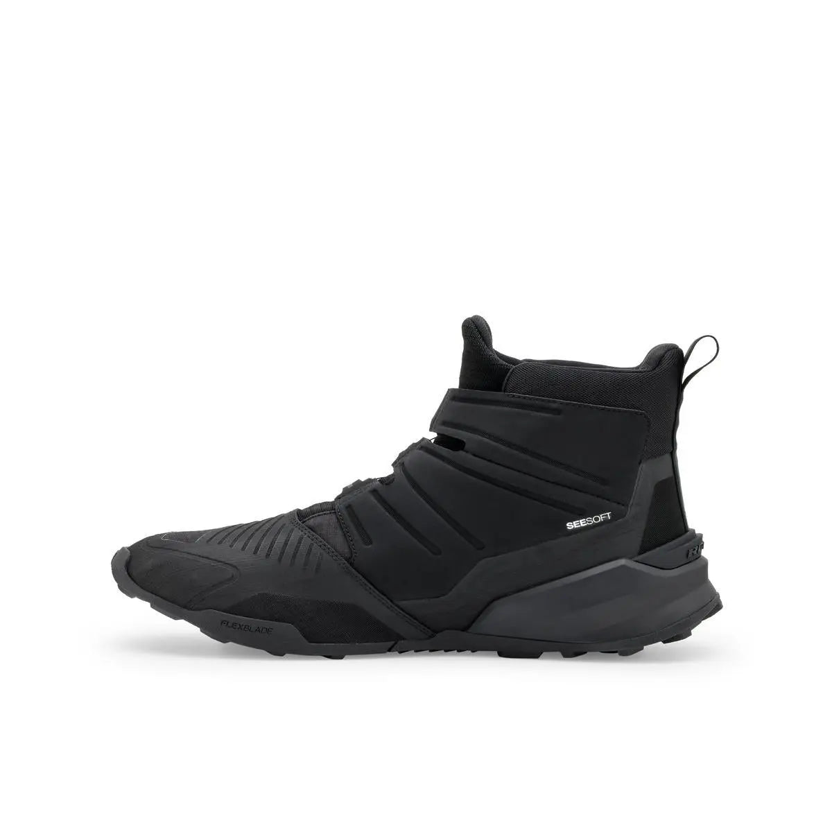 Revit Undercut H2O Shoes Black FREE UK Delivery, FREE 365 Day Returns | Moto Central
