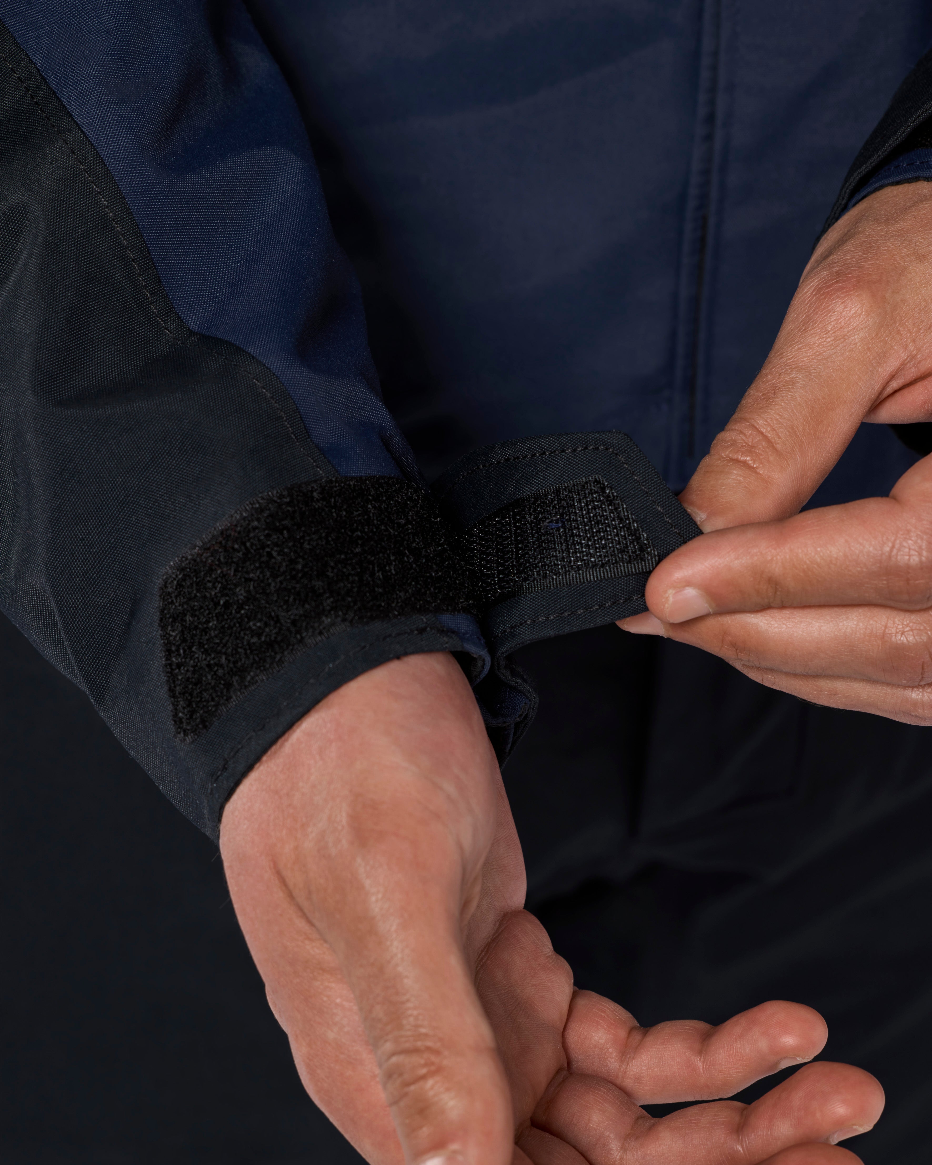 Revit Vertical 2 Gore-Tex Jacket Dark Blue / Black