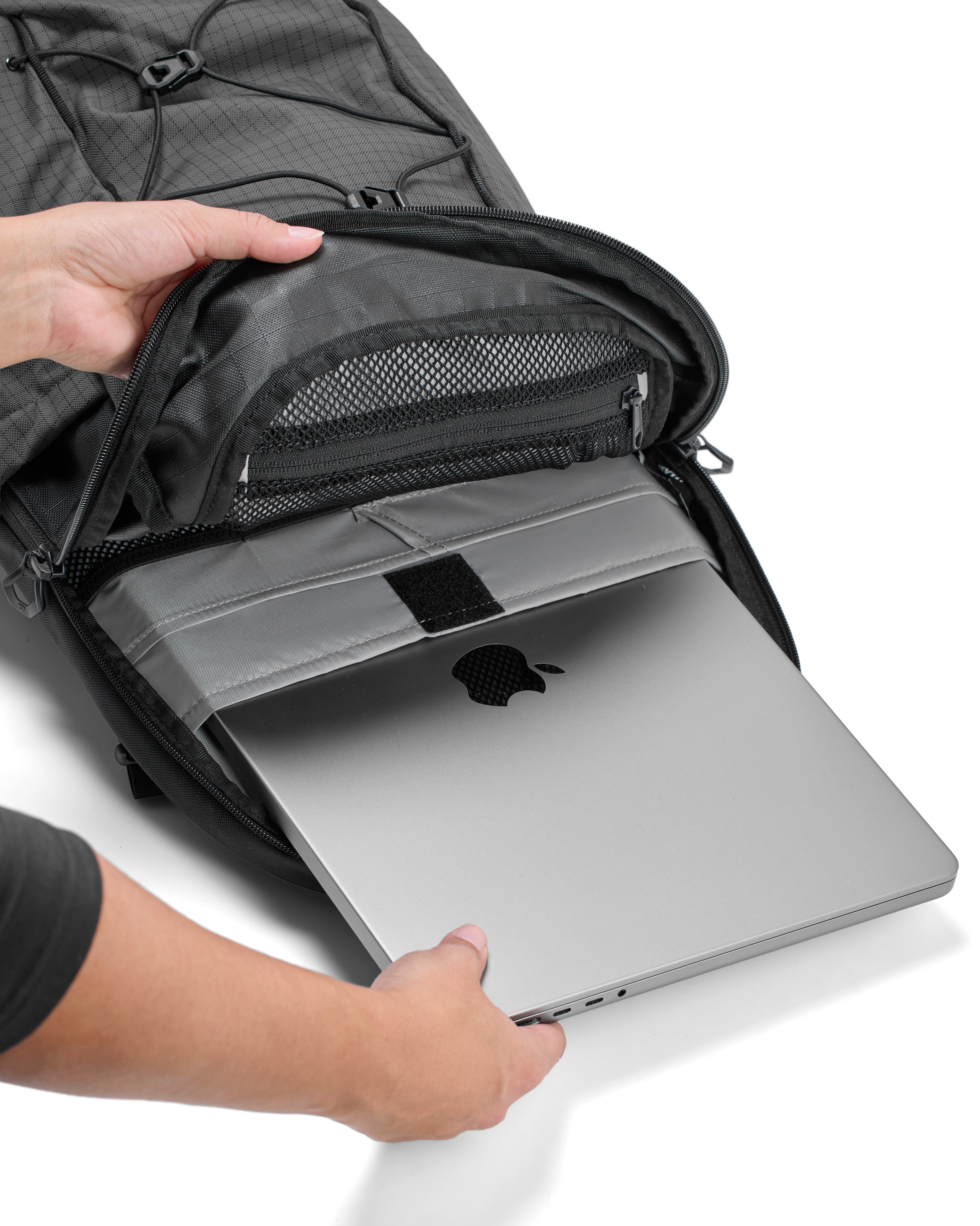 Revit Saroa Backpack Grey / Black